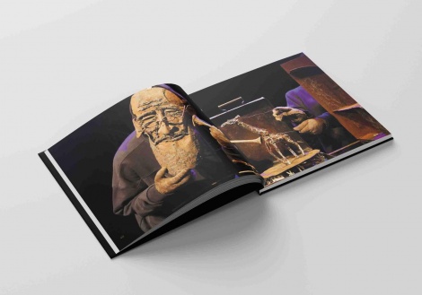 Книга Харківська історія воєнної весни. Жираф Монс. Олег Михайлов