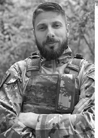 Книга Я_Волонтер / Олег Кушнір (українською)